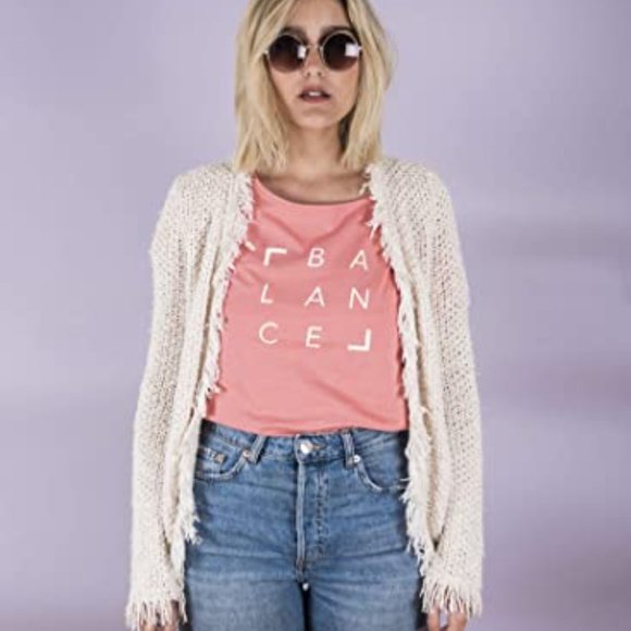 Zuell BALANCE Graphic Crew Neck Tee - Coral, S - Picture 6 of 16